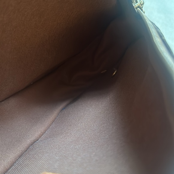 Louis Vuitton Bum Bag - Picture 11 of 13